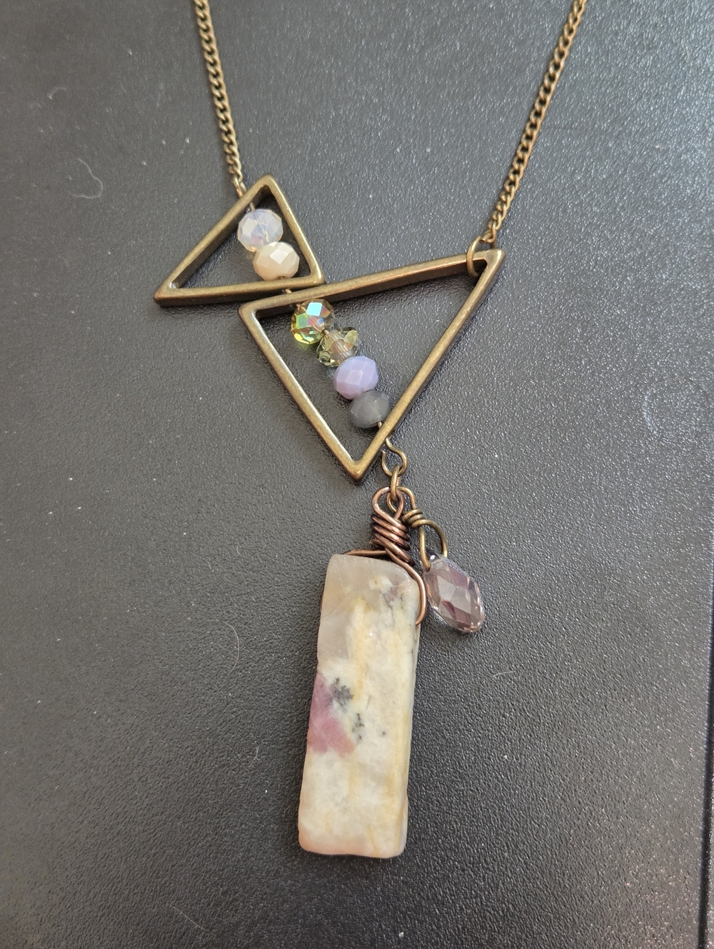 Elegant Gold Geometric Necklace with Crystal Accents
